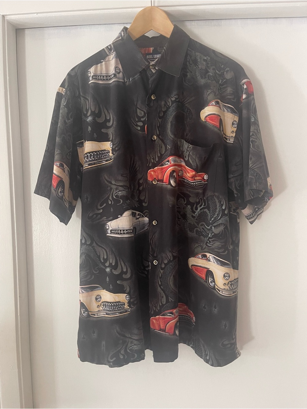 Reel Legends Black Short-Sleeve Retro Car Print Button-Up